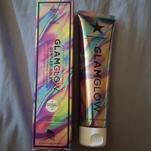 GlamGlow Gentlebubble cleanser